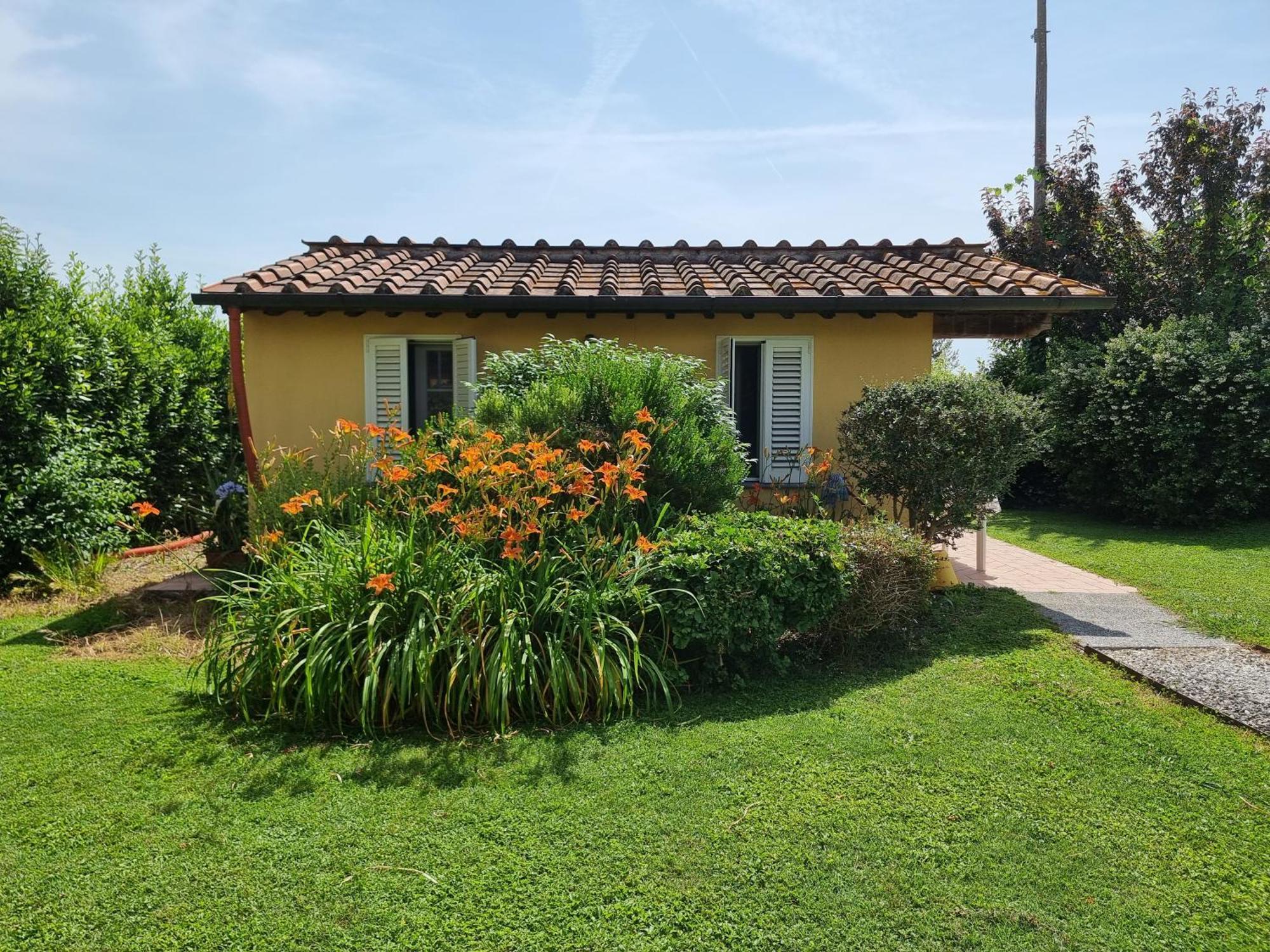 Piscina Privata Tiger Home, Toscana Capannori Kültér fotó